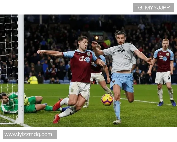 英超赛事再度暂停！全英国球迷猛烈抗议，要求转播权退款