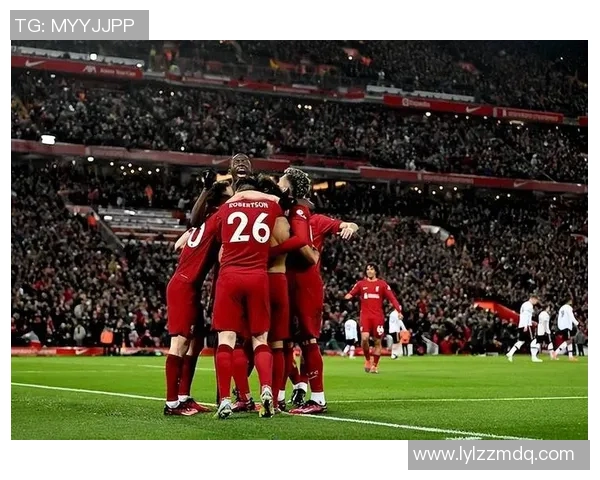 英超球队曼联签下丹尼·范德米德,引发球迷议论纷纷 英超球队曼联签下丹尼·范德米德,引发球迷议论纷纷