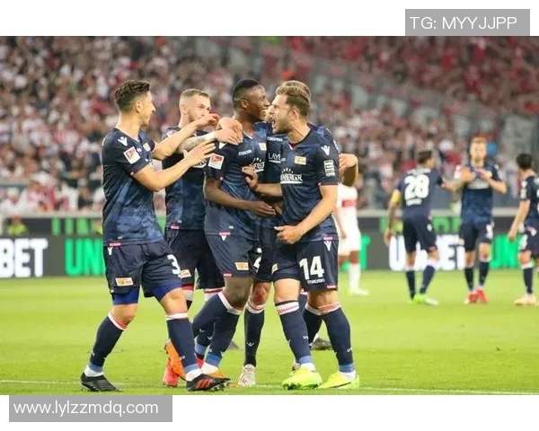 斯图加特主场豪取胜利,积分榜上升势头强劲 斯图加特主场豪取胜利,积分榜上升势头强劲