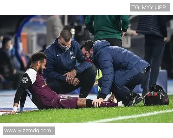 内马尔再度受伤,巴黎圣日耳曼面临严峻考验 内马尔再度受伤,巴黎圣日耳曼面临严峻考验